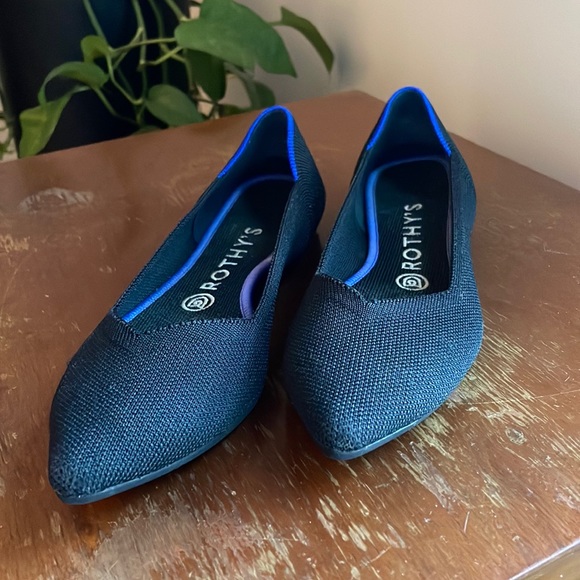 Rothy’s The Point - Picture 1 of 4